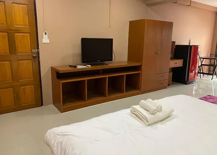 Hug Me Guesthouse