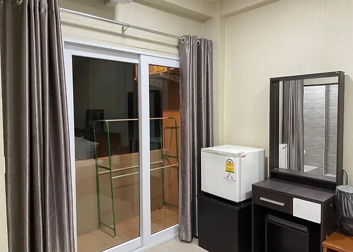 Hug Me Guesthouse